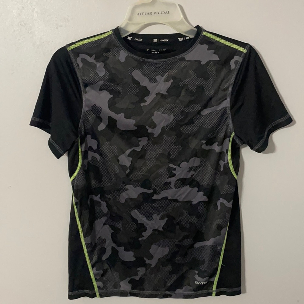 Tek shirt